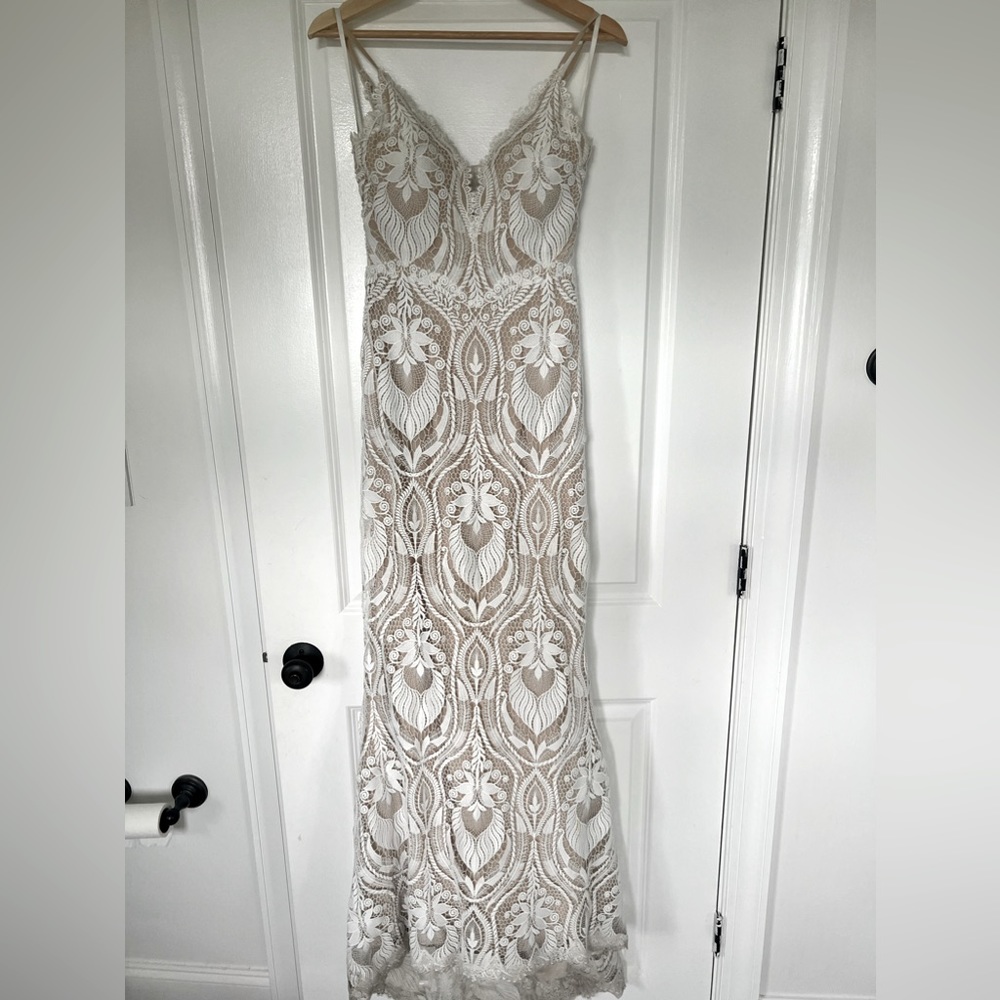 Madi Lane India Wedding Dress size 6
